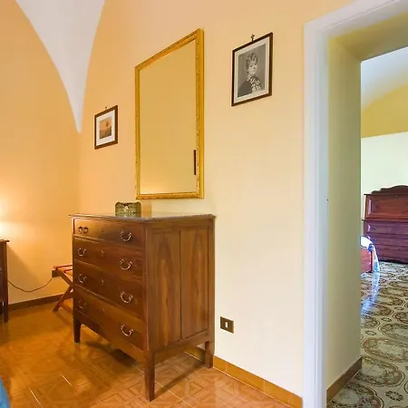 Sleeps 4 Pool Air Con Wifi *